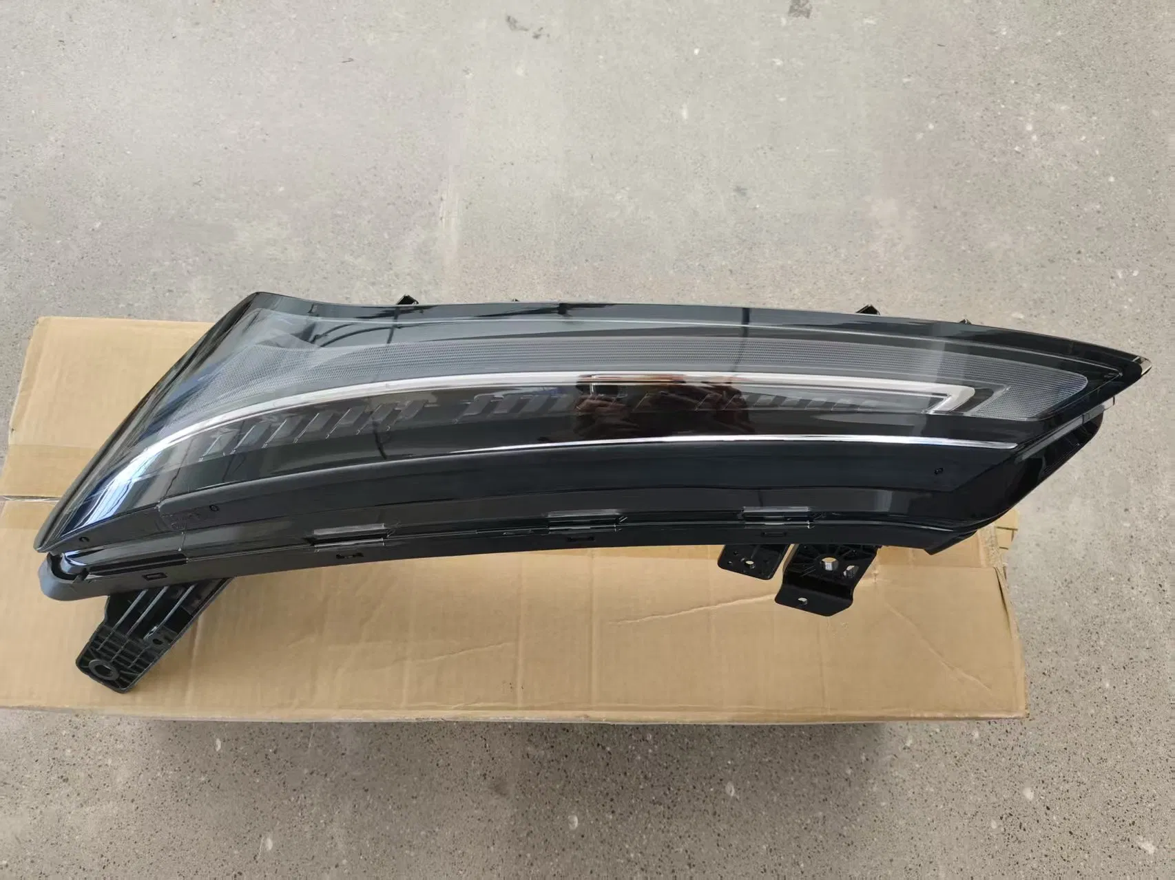 Car Accessory Right Headlamp Assembly E230 Air EV 24331829