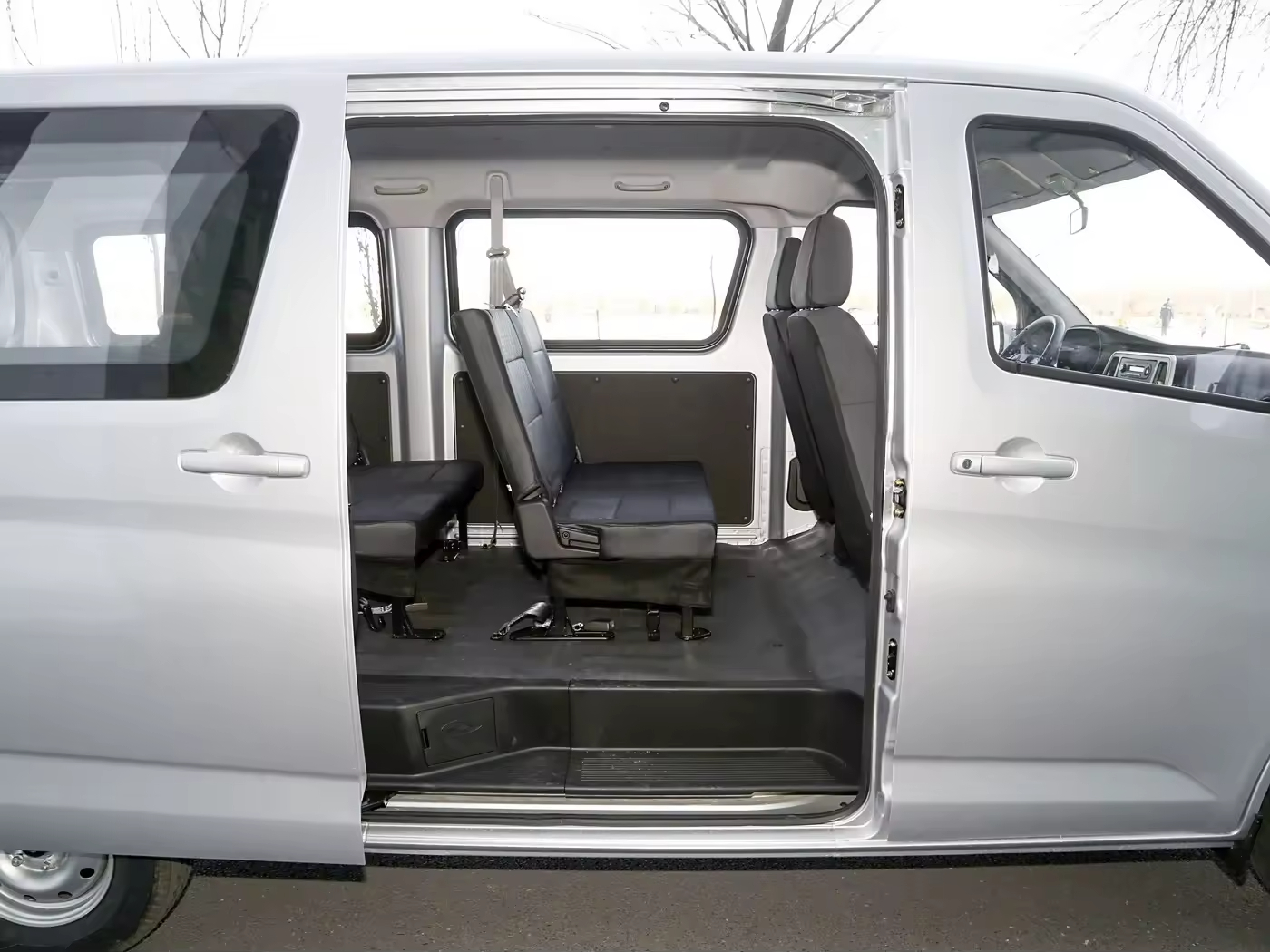 Vehicle Grid Image 5