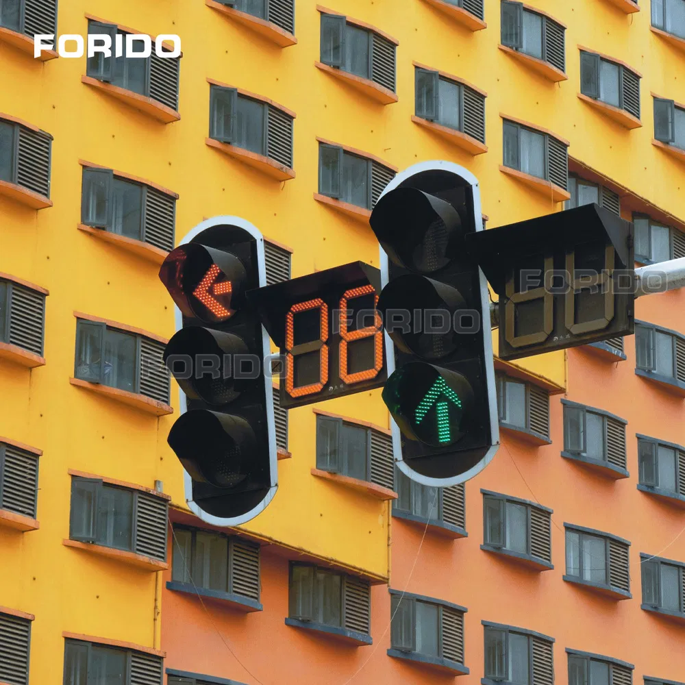 Energy-Efficient LED Traffic Light with Red/Green Countdown