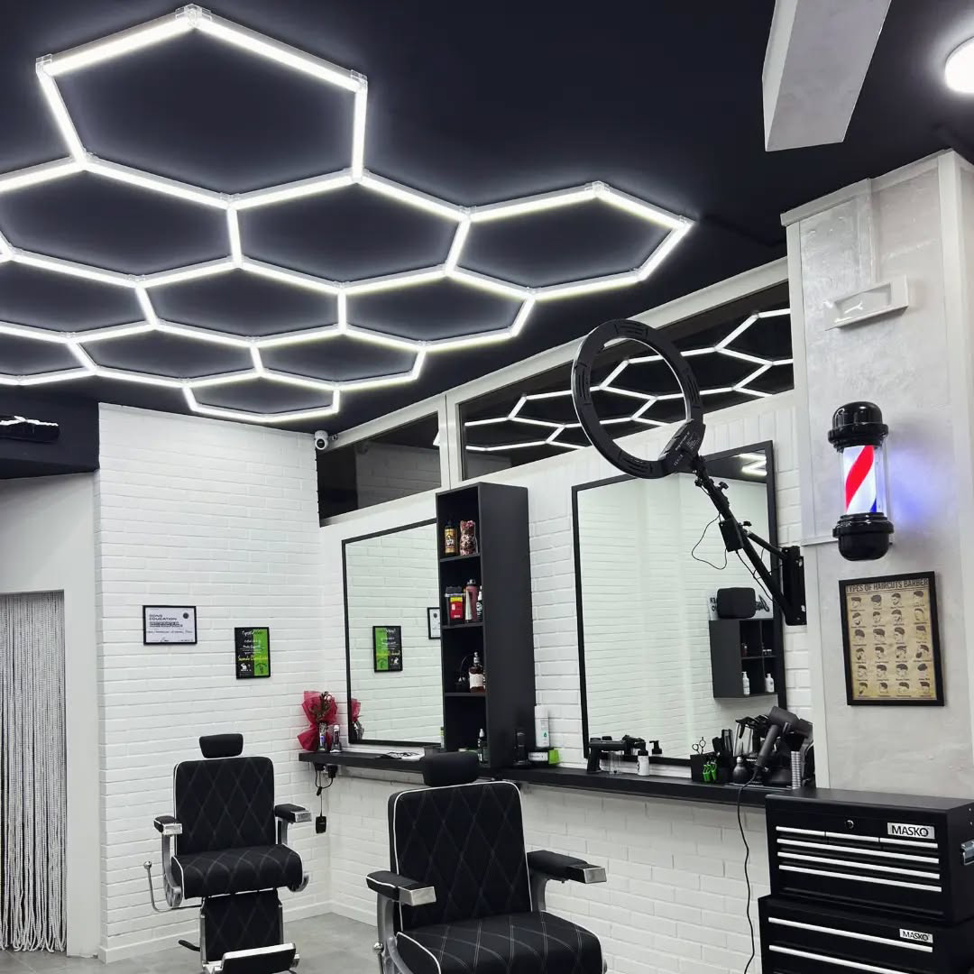 LED Hexagonal Garage Light 6500K For Car Showroom Beauty Work Ceiling Working Purpose Honeycomb Lights