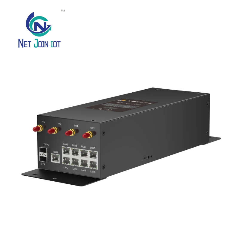 Smart LED Street Lamp for Equipped with Intelligent Monitoring EV Charging Station and Internet Connected Display Panel
