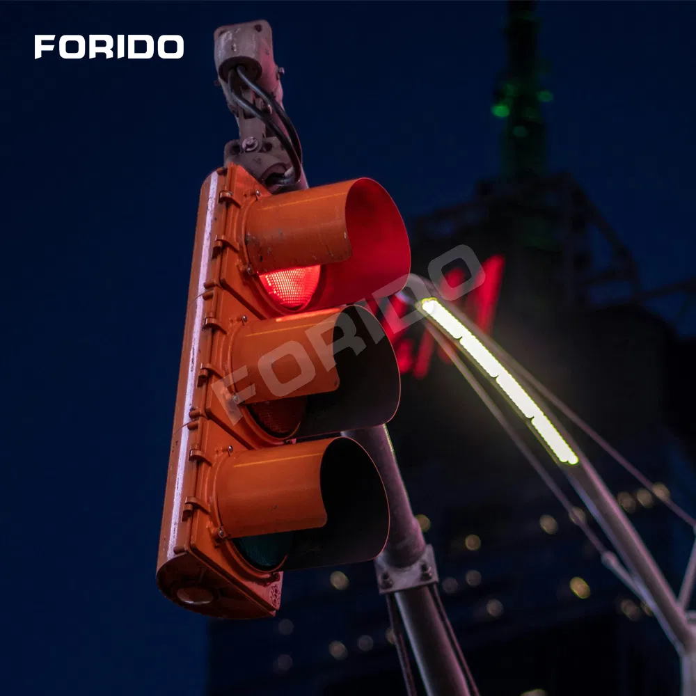 Energy-Efficient 400mm LED Traffic Light with Die-Cast Aluminum Housing