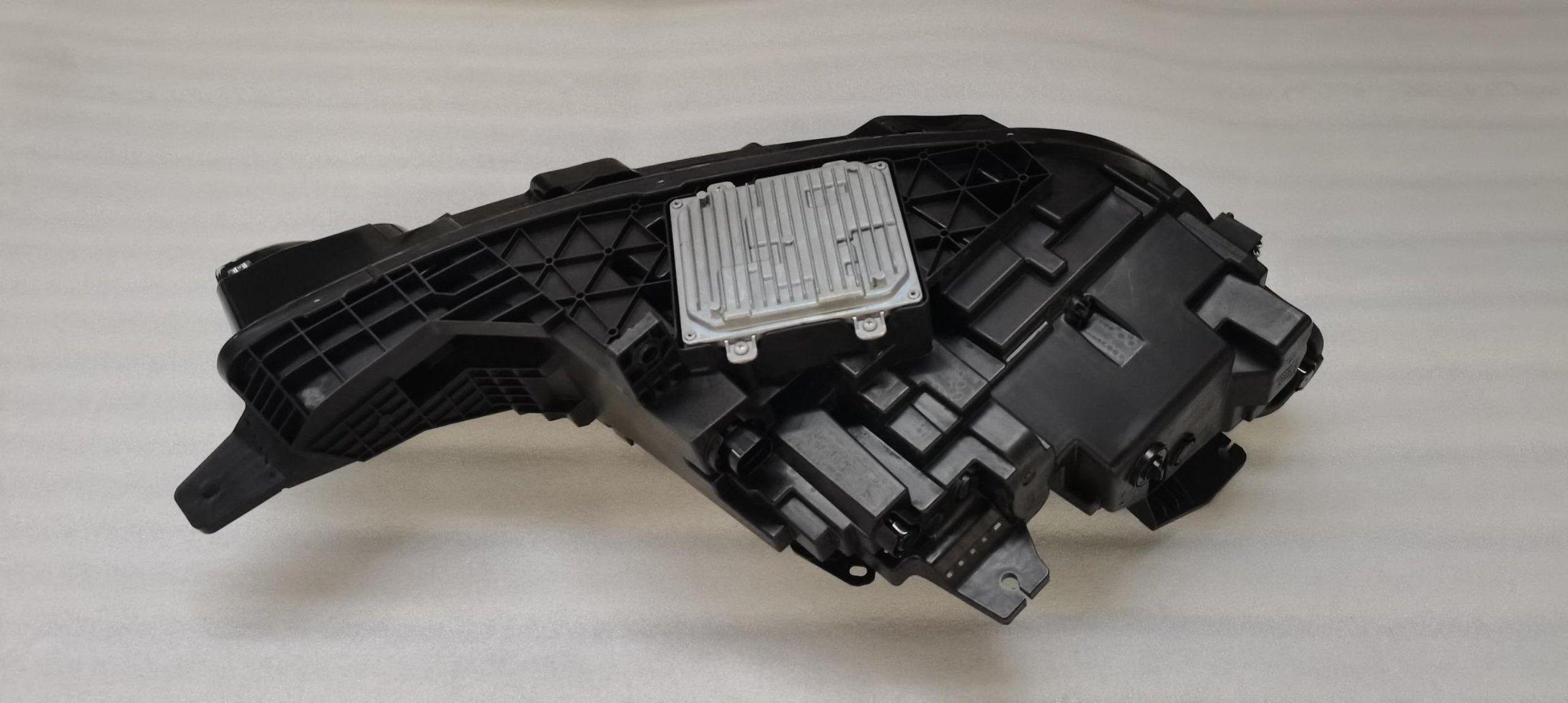 New Automotive Body Parts LED Headlights BYD Song L EV 2023- Song L13785020-00 UFEA-4121010 Left Combination Headlight Assembly