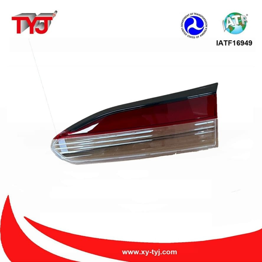 Factory Wholesale Adjustable-Angle Energy Efficient Car Parts LED Auto Car Tail Rear Light for Toyota Cross 2021 Back Lamp Le