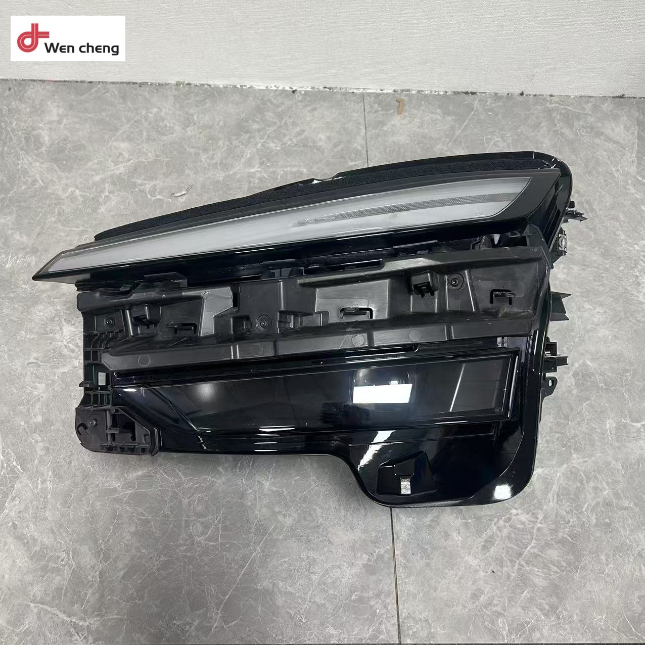 2025 Model Tesla Model Y LED Headlight Adaptive Lighting System 12V 6000K White 36W High Beam Long-Expiring New Energy Headlamps