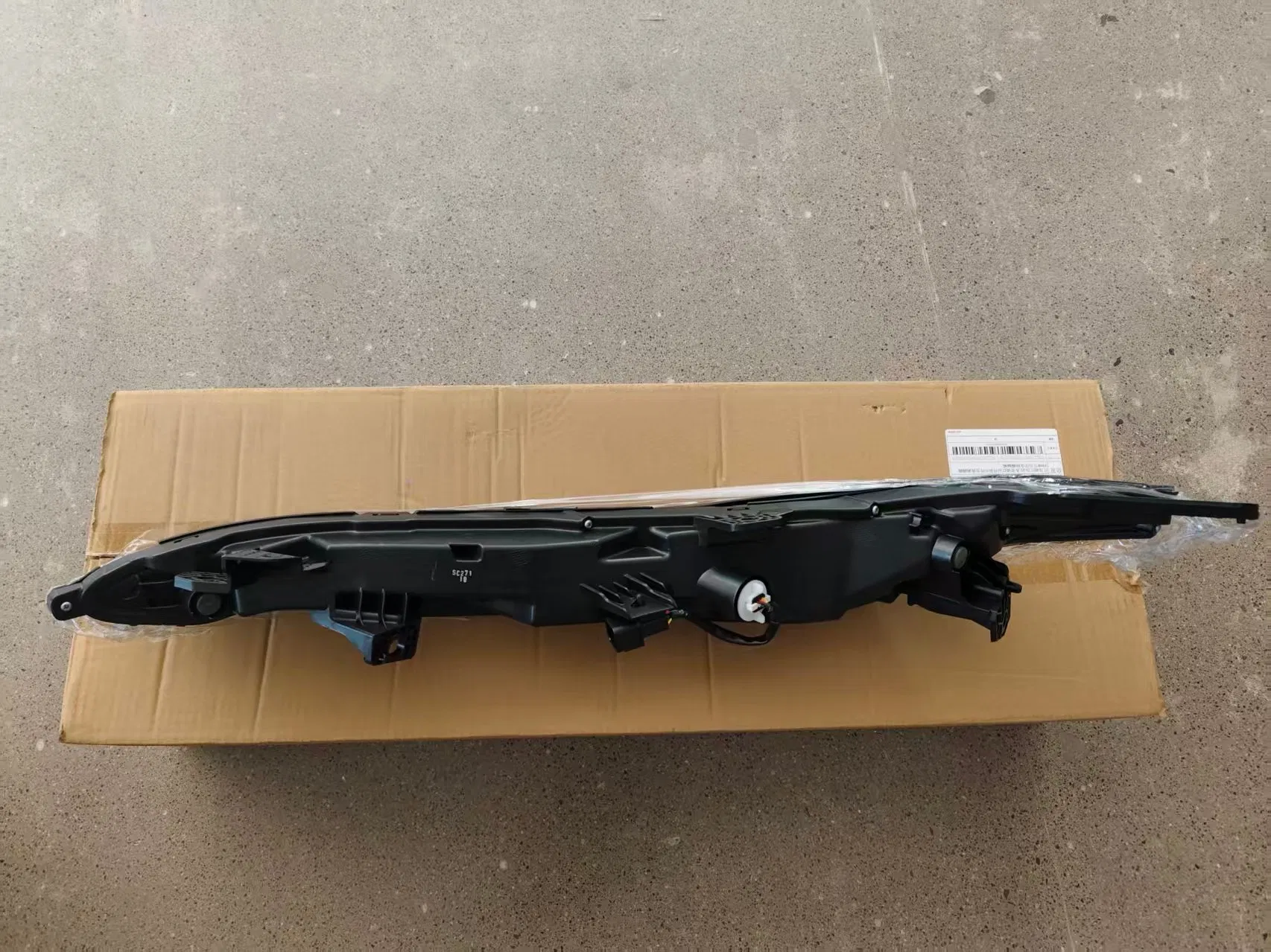 Car Accessory Left Headlamp Assembly E230 Air EV 24331828