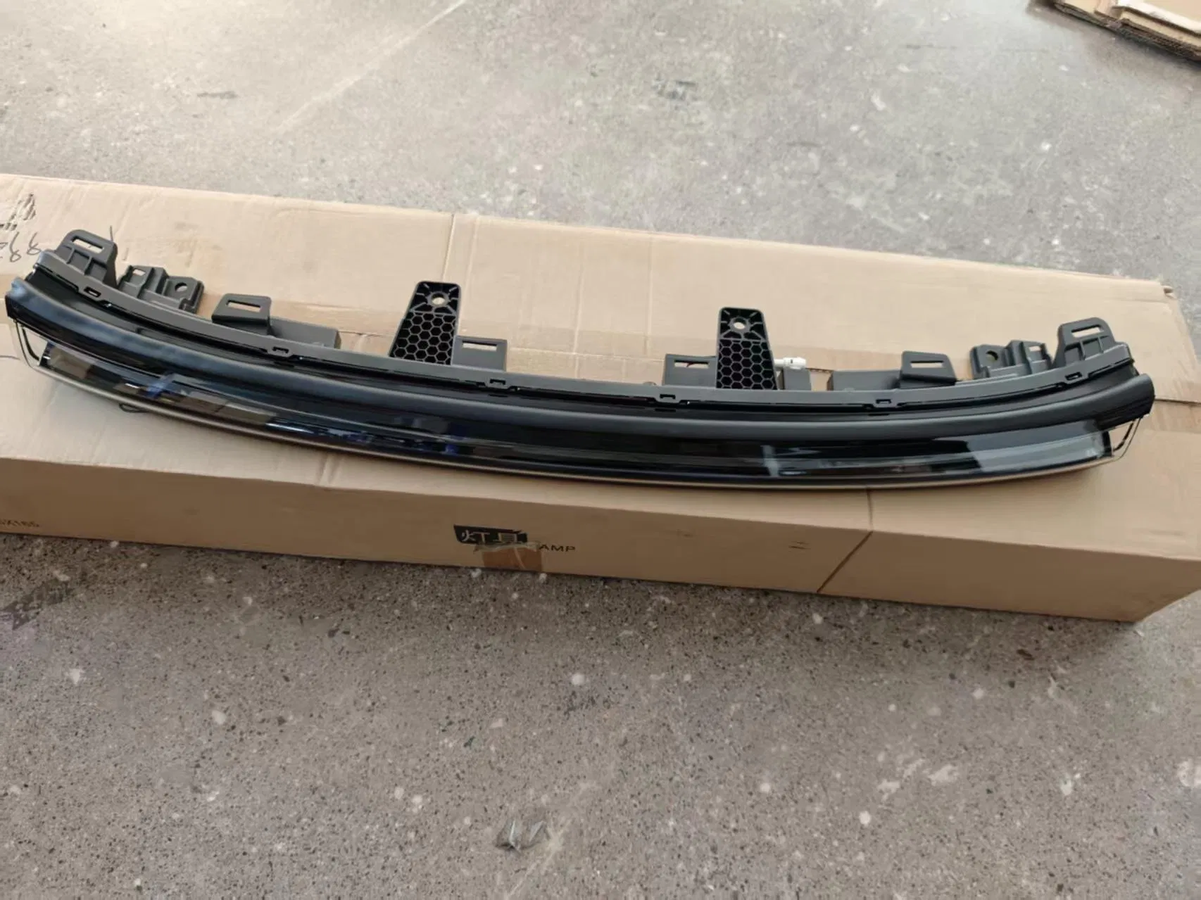 Car Accessory Left Headlamp Assembly E230 Air EV 24331826