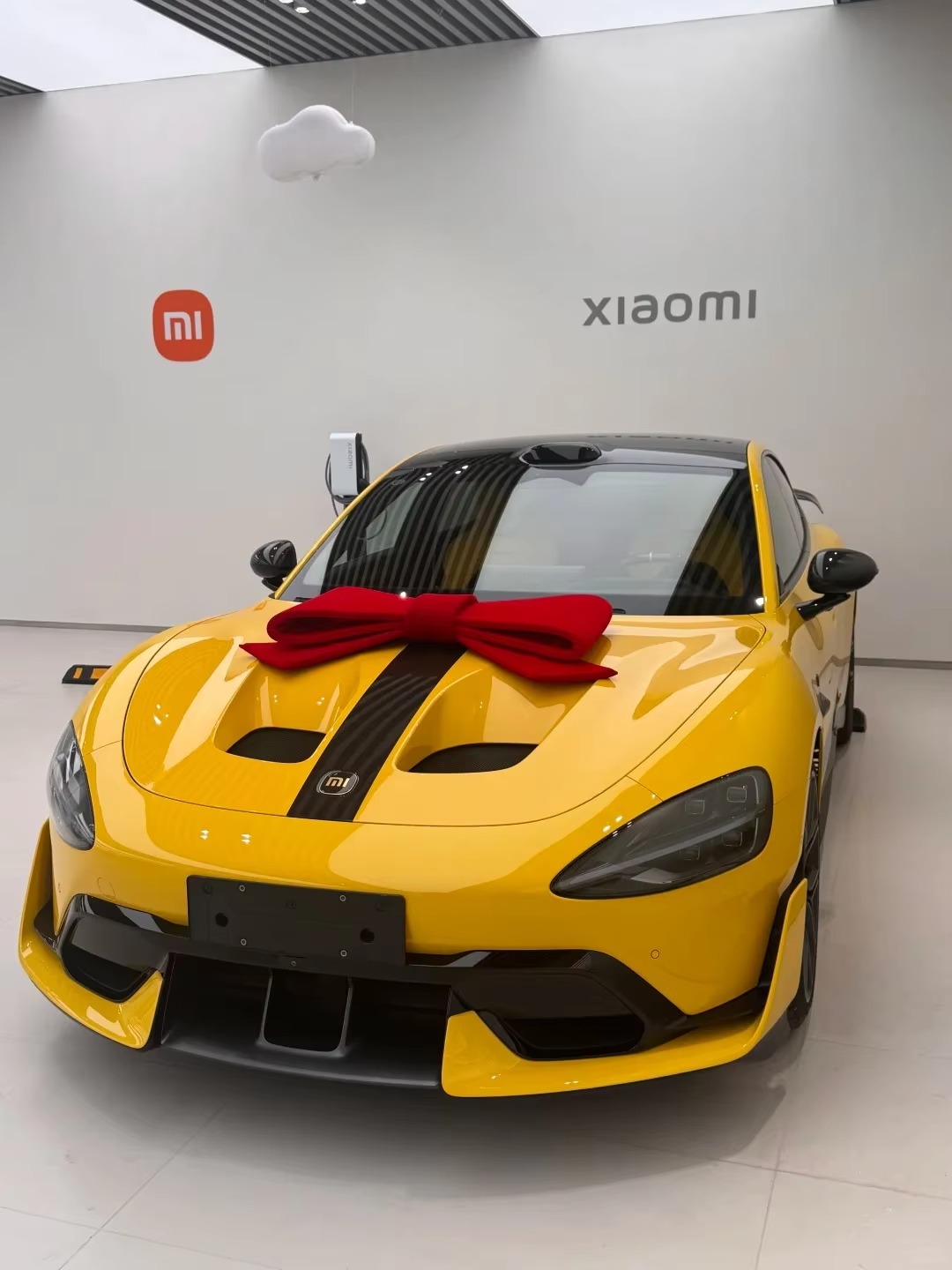 Xiao'mi Auto SU7 Ultra BEV Car 4WD 5 Seats New Arrival Autonomous Driving Long Range 630km Pure Electric New Energy Vehicle