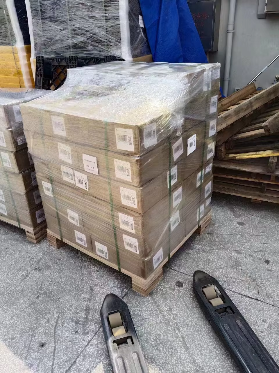 Packaging 8