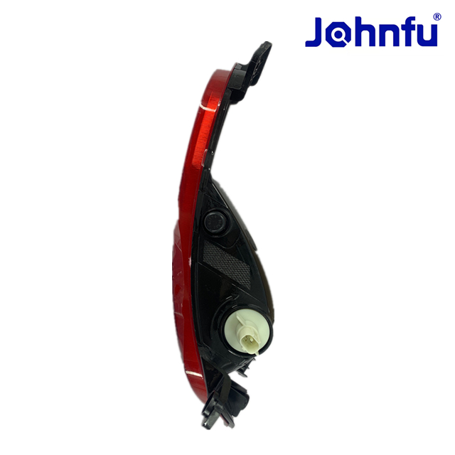 LEAPMOTOR T03 New Energy Electric Vehicle Rear Bumper Lamp with Rear Brake Light Fog Light 12V Red ABS Car Light Accessories