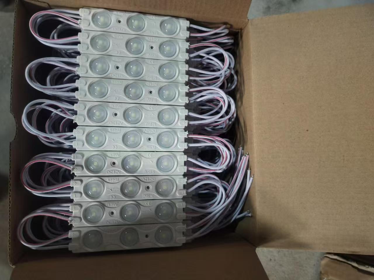1.5W DC12V IP65 Waterproof 8cm 2835 SMD LED 3Pcs Fire Proof Module for Backlit Advertising Boards & Home Decorations