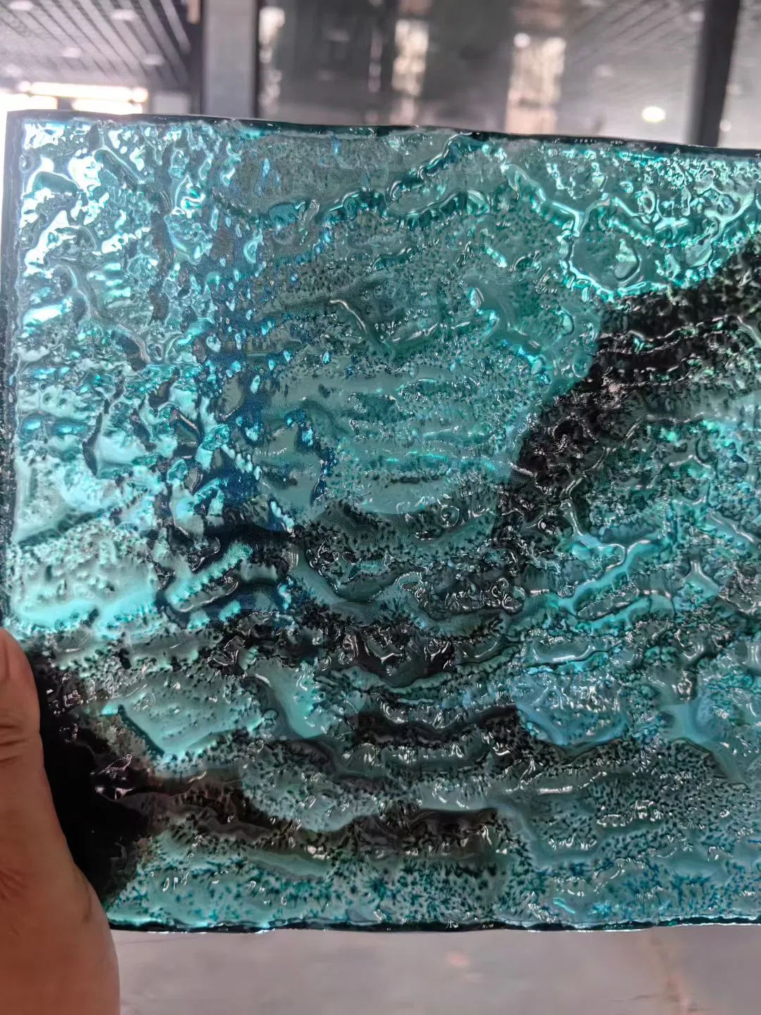 Premium Tempered Decorative Glass Featuring Trendy Clear Textured Design