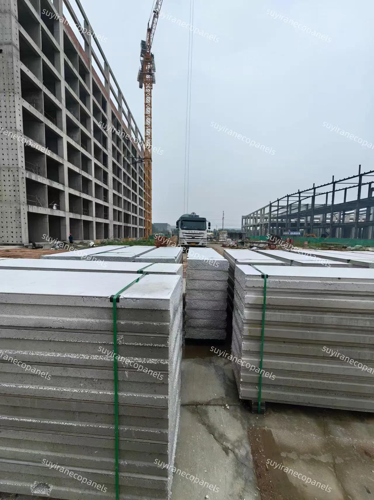 Bioluminescent Composite Panel - Natural Nighttime Illumination