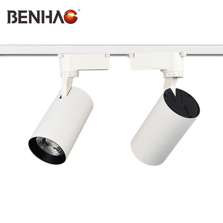 LED Track Spotlight Lighting for Retail Clothing Displays