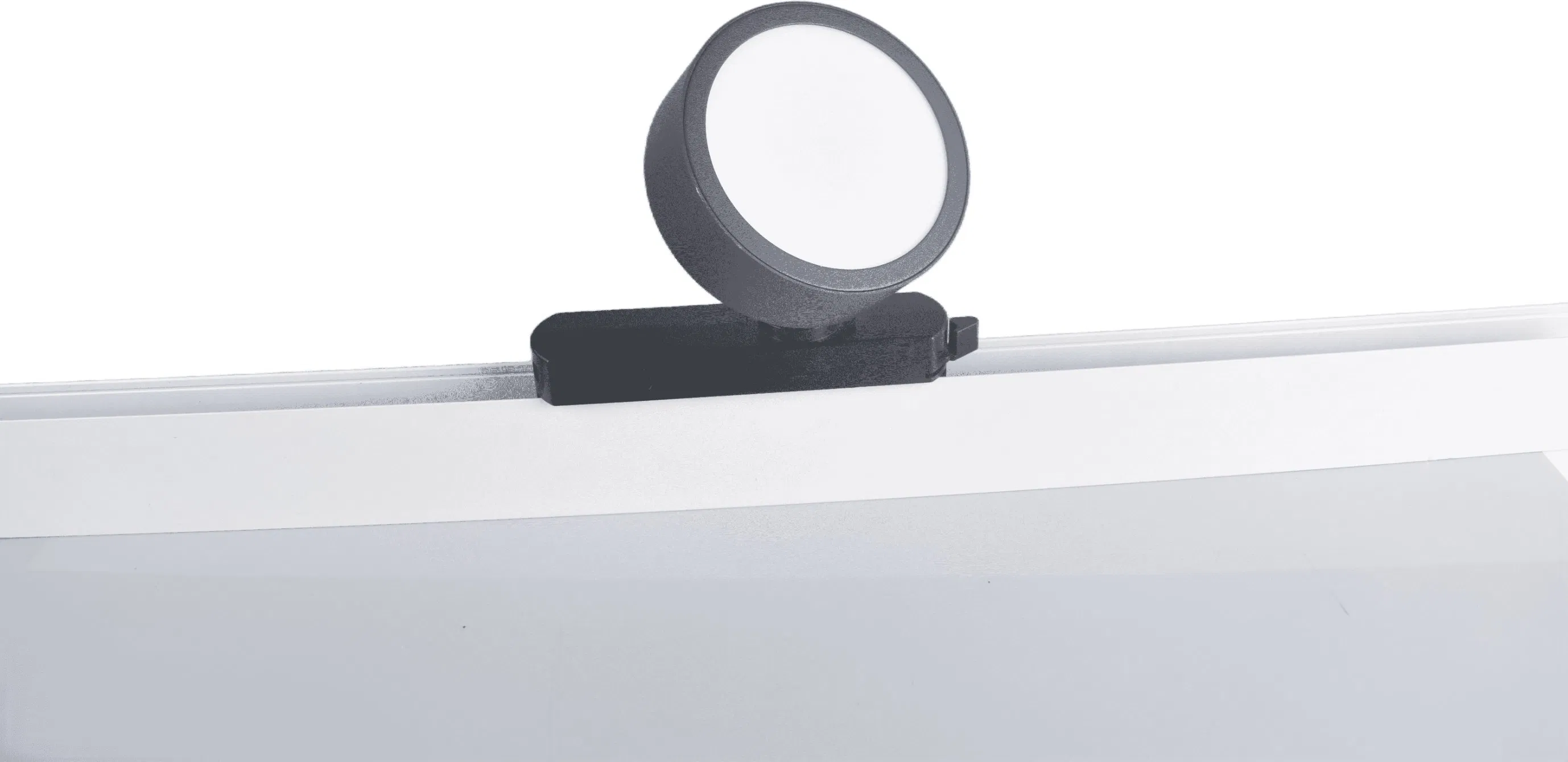 Versatile Dimmable LED Track Lighting for Stylish Retail Spaces