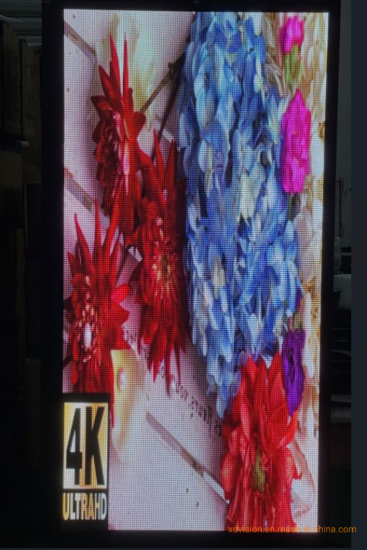 Outdoor Full Color Pole LED Sign Billboard Smart/Intelligent City Solar Panel System Lighting Pole LED Display Screen