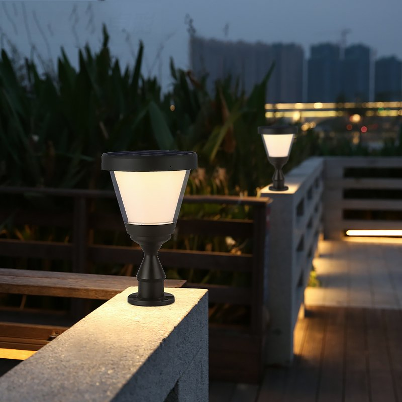 Super Bright Outdoor House Residental Aluminum Pathway Park Garden Bollard 5W LED Solar Lawn Light