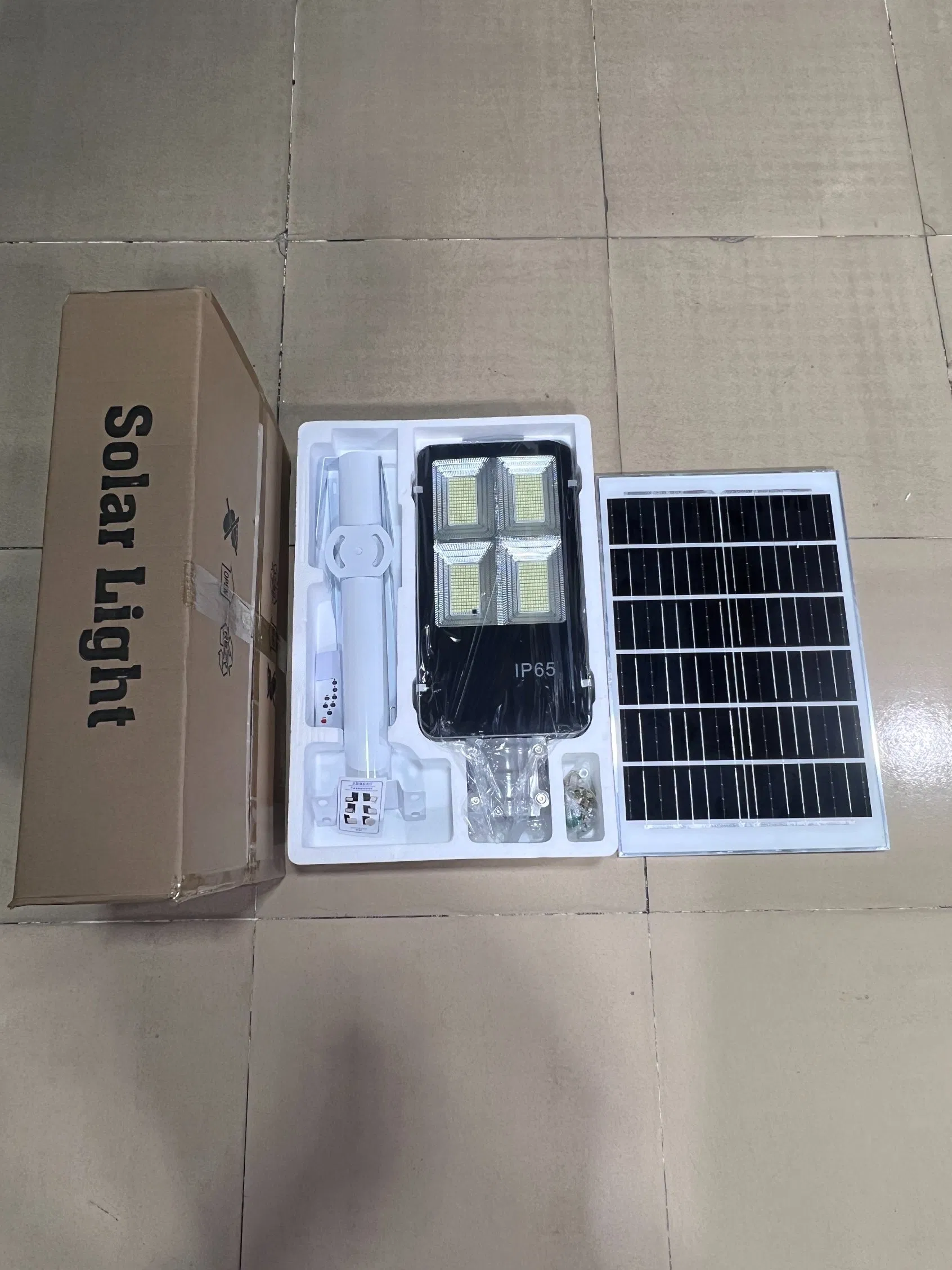 High Brightness 100W 200W 300W 500W Solar Street Lamp Commercial Grade Solar Panel Street Lamp with Remote Control Solar Street Light