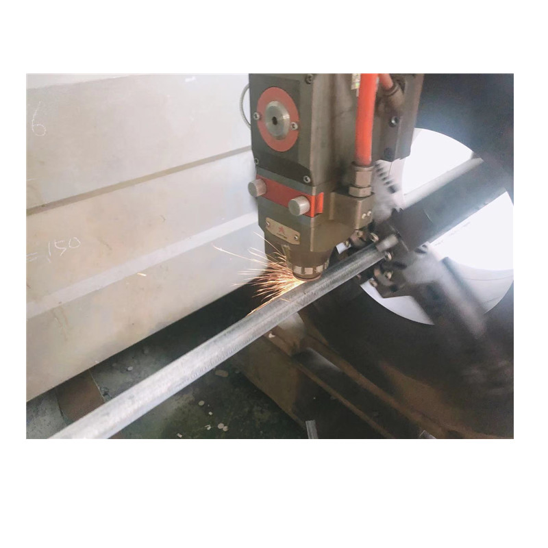 40W 60W 80W 100W 150W Vertical Wrap Solar Panel Street Light Pole with Adjustable Solar Street Light