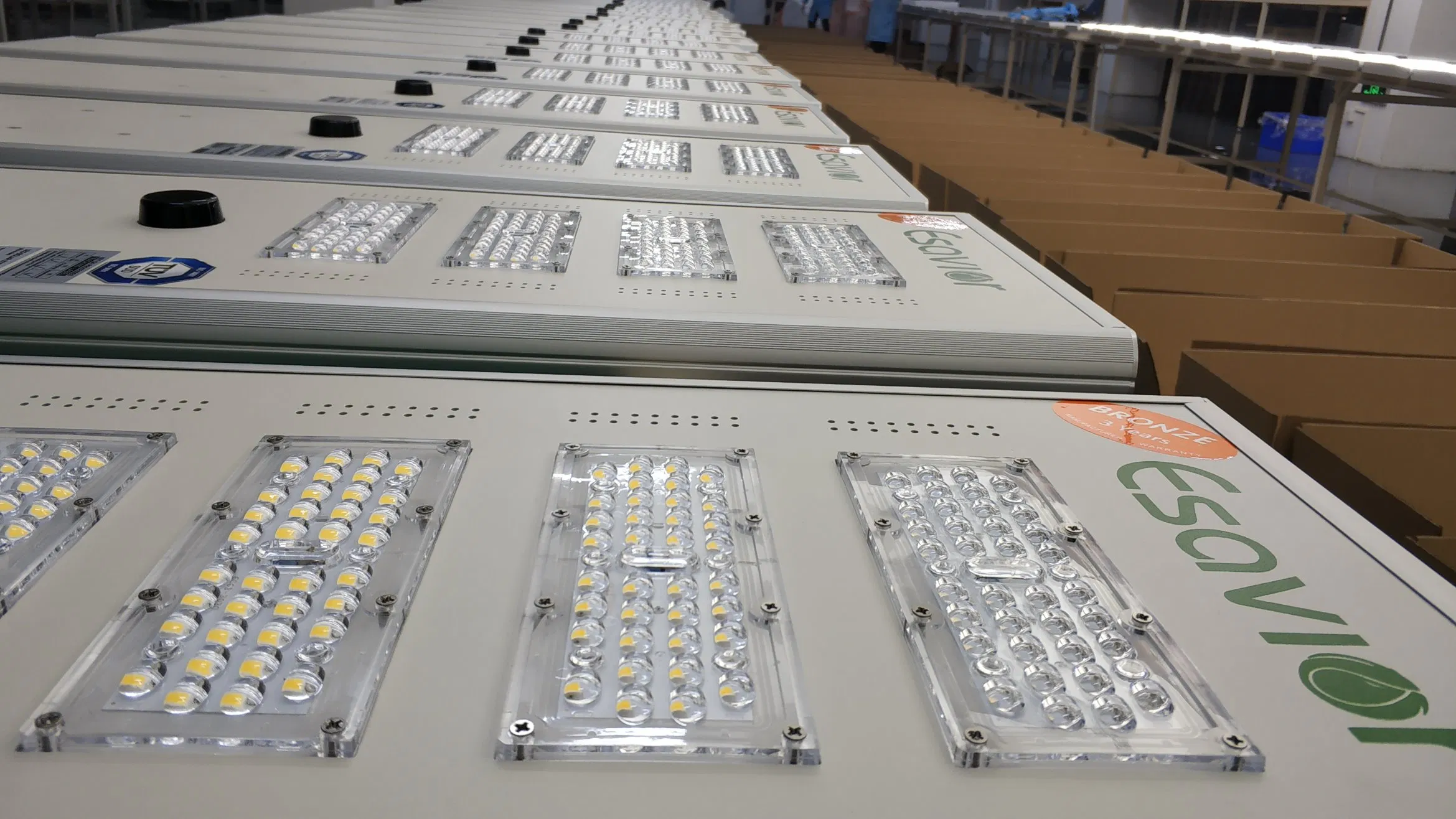 Energy Saving 5W-200W Integrated All in One LED Solar System Lighting Lamp Outdoor Street Garden Light with Smart Iot &amp; CCTV Camera