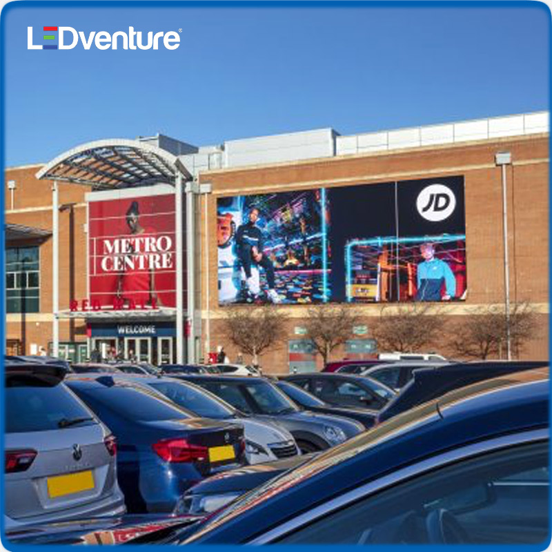 P2.976 3D Outdoor Advertising LED Digital Screen Billboard for Building Electronic Solar