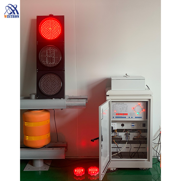 Smart Road Stud For Traffic Communication Intelligent Transportation System Pedestrian Synchronized Traffic Lights And Road Stud