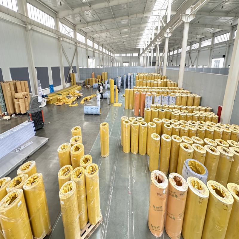 Long Lasting Solid Polycarbonate Panel Multi Color High Strength UV Resistant For Warehouse And Canopy