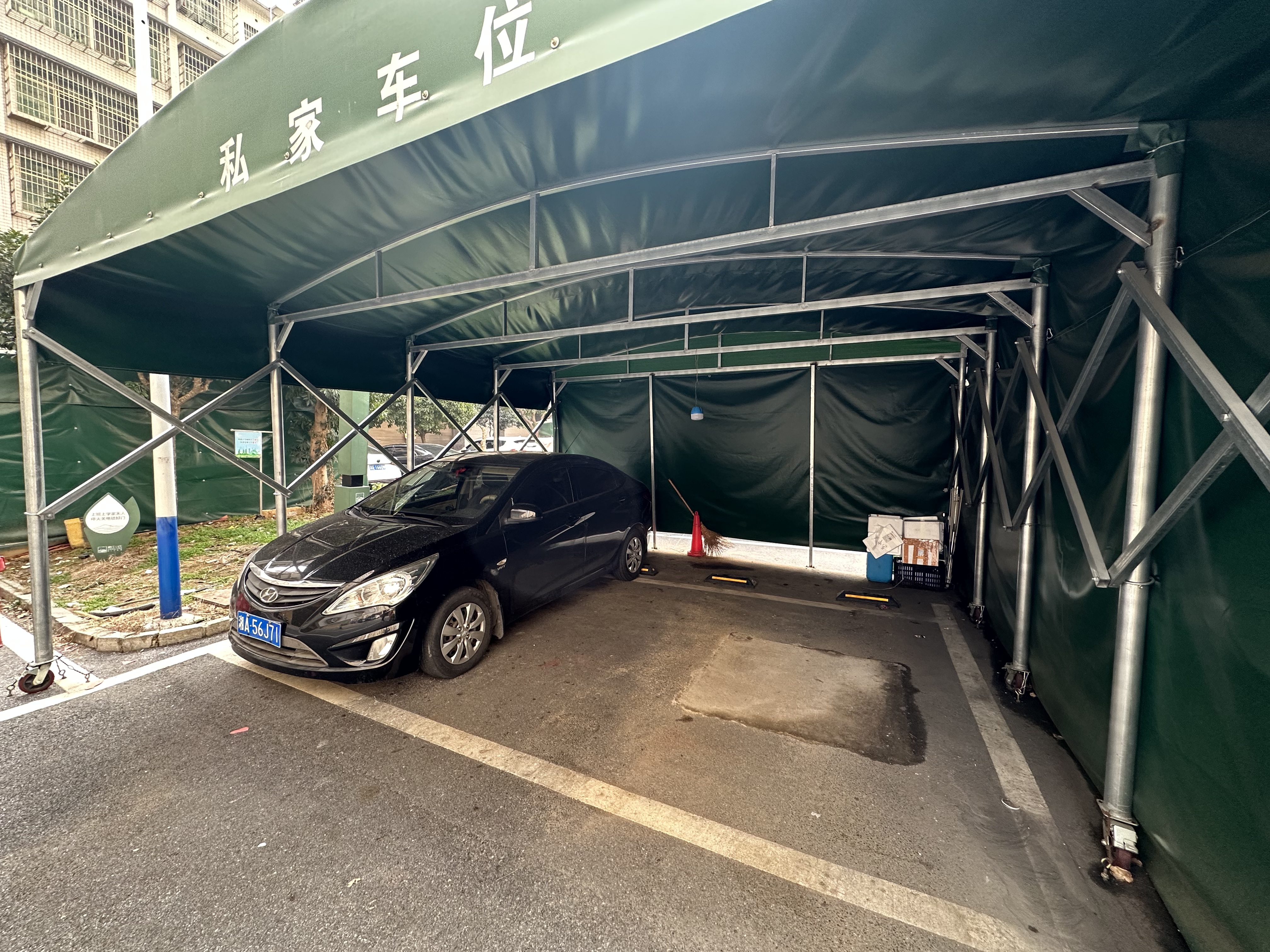 Push-pull Retractable Stadium Canopy Outdoor Electric Movable Warehouse Awning Tent Party Tent Size Can Be Customized
