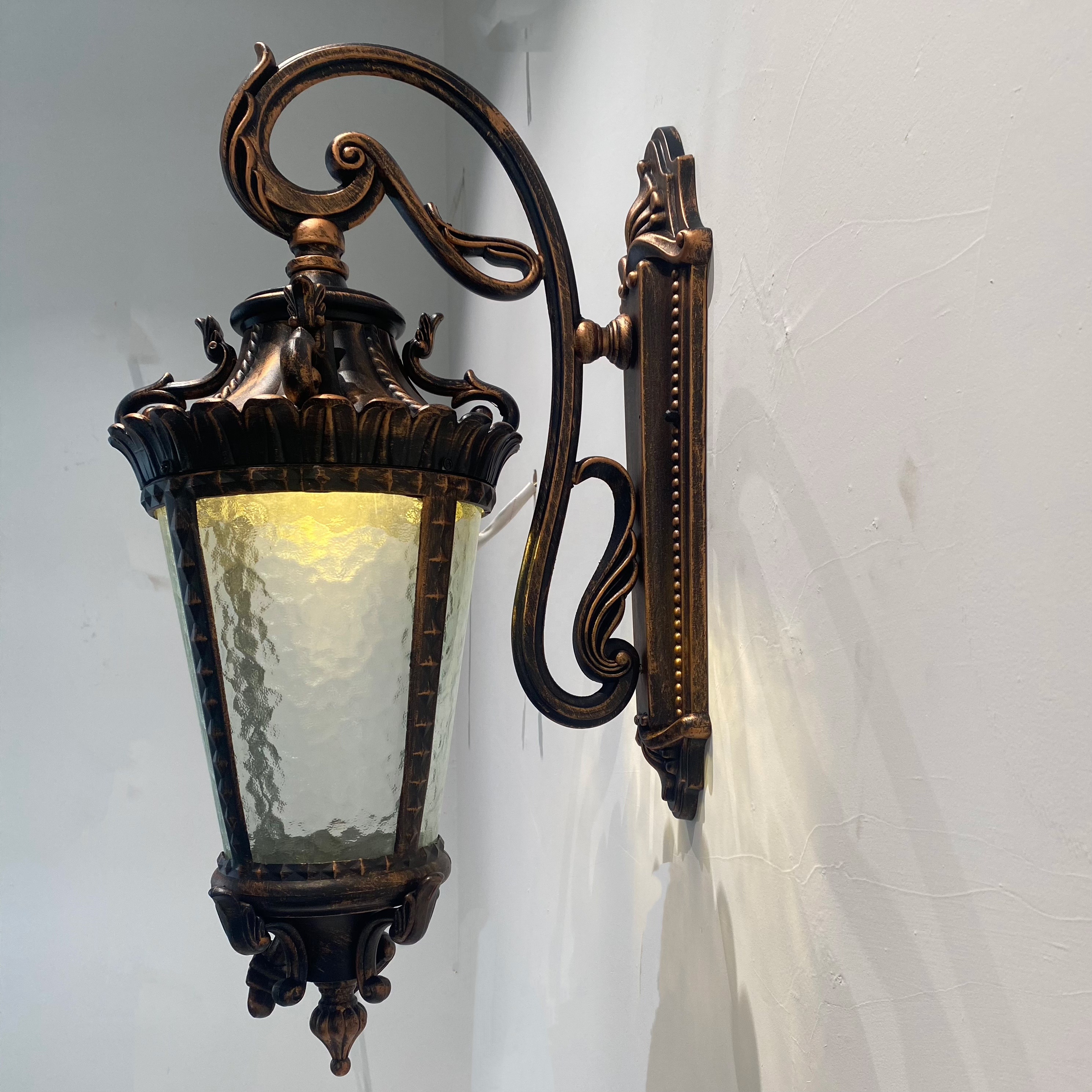 European and American Custom Retro Style Black/antique Bronze Landscape Outdoor Wall Lamp Waterproof LED Lamp Courtyard Lamp
