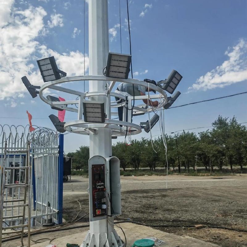 Integrated LED Lifting High Mast Light Pole For Urban Road Intersection