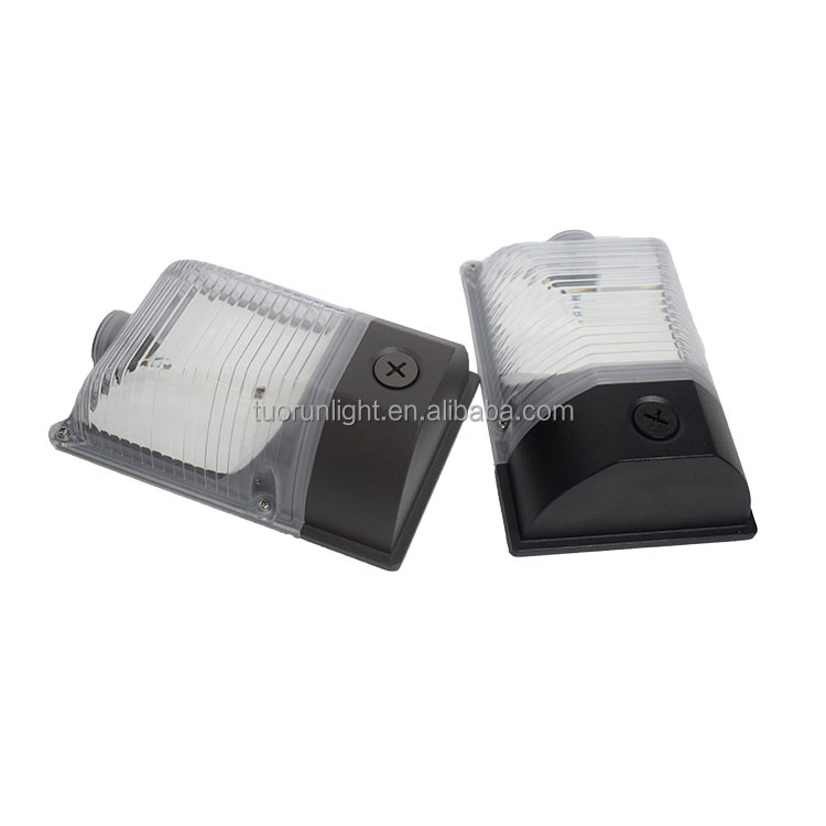 15W LED Outdoor Wall Pack Light Durable and Energy Efficient Wall Lamp
