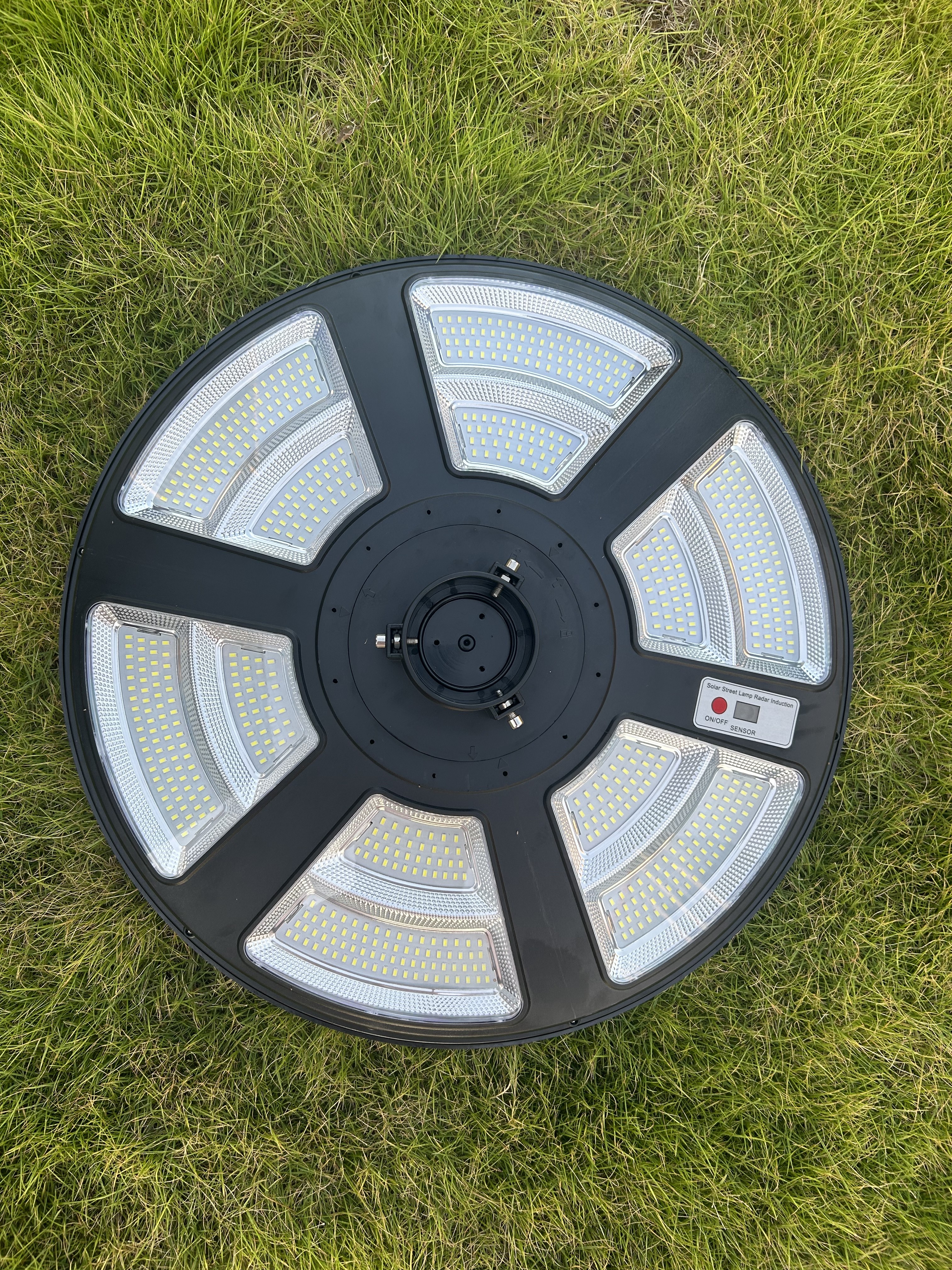 Best Quality Solar Garden Light Use for Home Garden