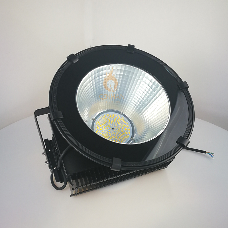 150lm/W High Power 300W Industrial LED High Bay Lighting Fixture