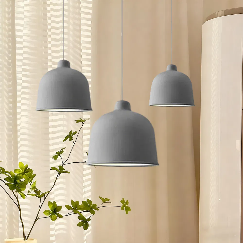 Classic Vintage Candle Chandelier with Multiple Arms for Dining Room and Banquet Hall Lighting