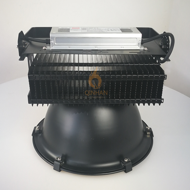 150lm/W High Power 300W Industrial LED High Bay Lighting Fixture