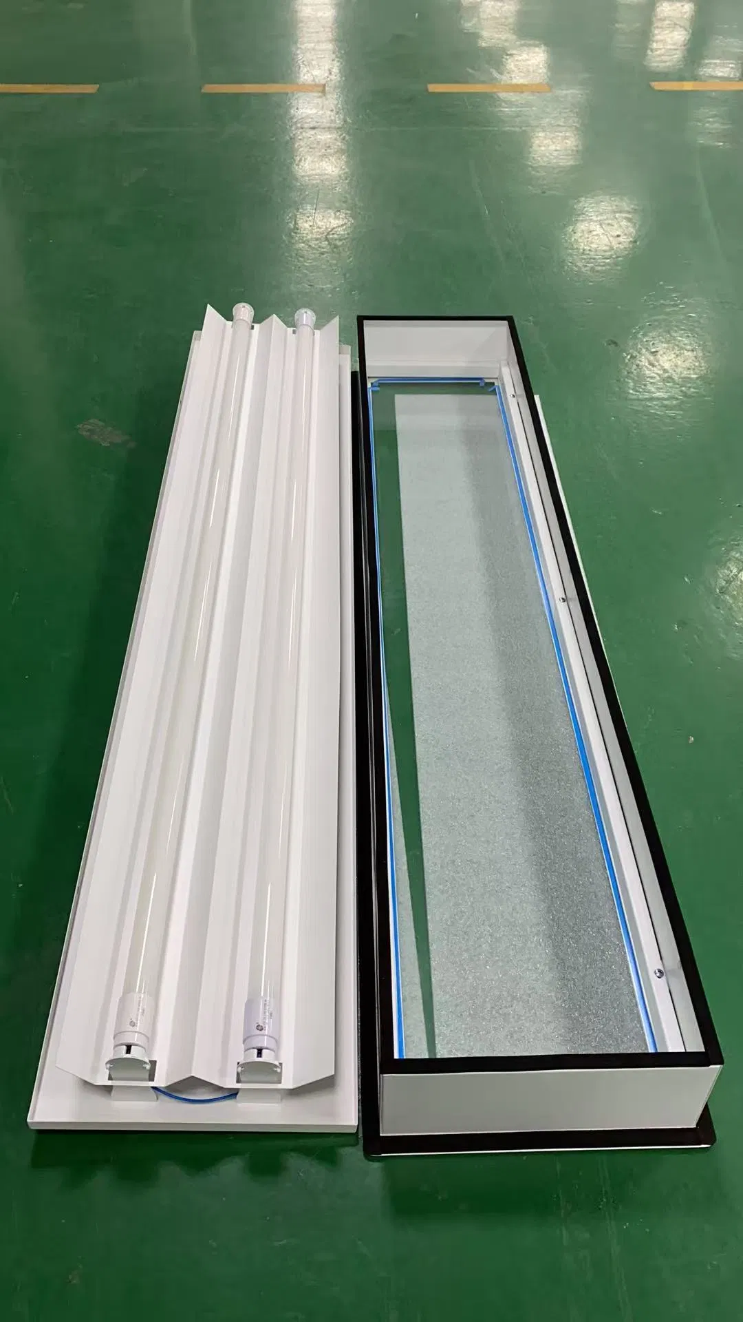 Cleanroom Lighting Pharma Lab Requirements on LED Recessed Luminaires T8 Lamps Industrial Lighting