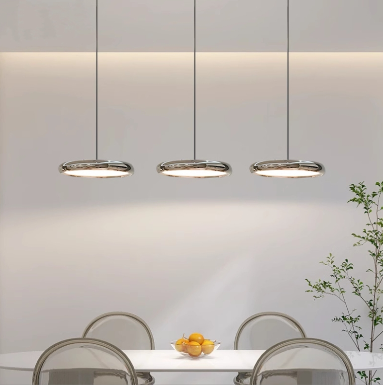 Vintage-Inspired Chic Ceiling Pendant Lighting for Dining Rooms
