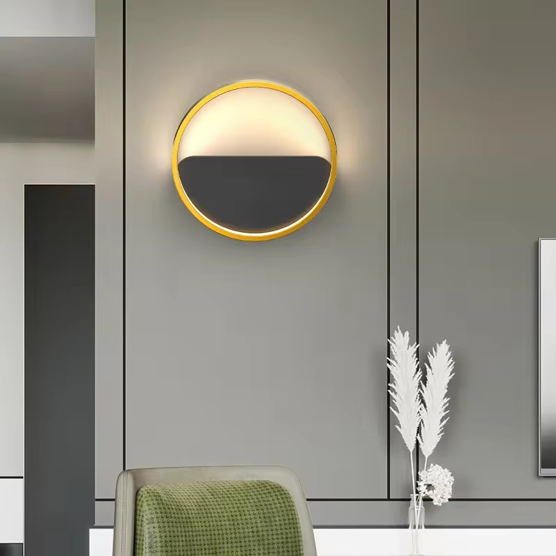 Stylish Modern LED Wall Sconce for Bedroom and Living Room Ambiance