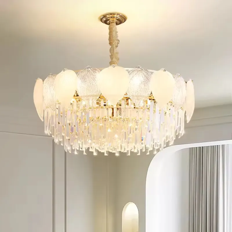 Chandelier 3