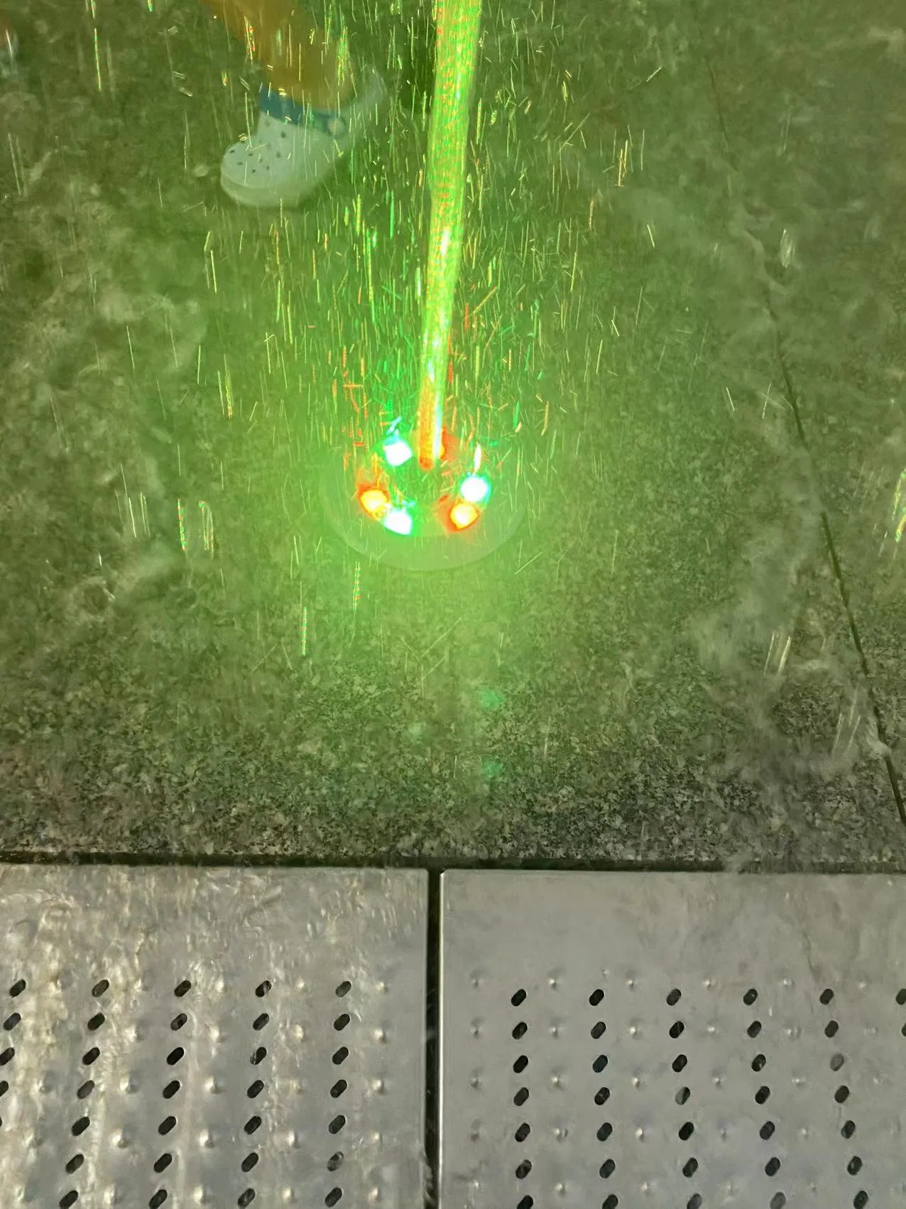 LED Underwater Light Wb High Power Fountain Light IP68 RGBW