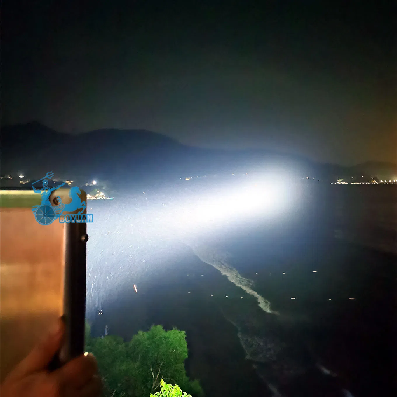 50-1000W Marine-Grade LED Floodlight with Multi-Beam Options, Stainless Steel Hardware and IP68 Waterproof Rating, Perfect for Oil &amp; Gas and Coastal Facilities