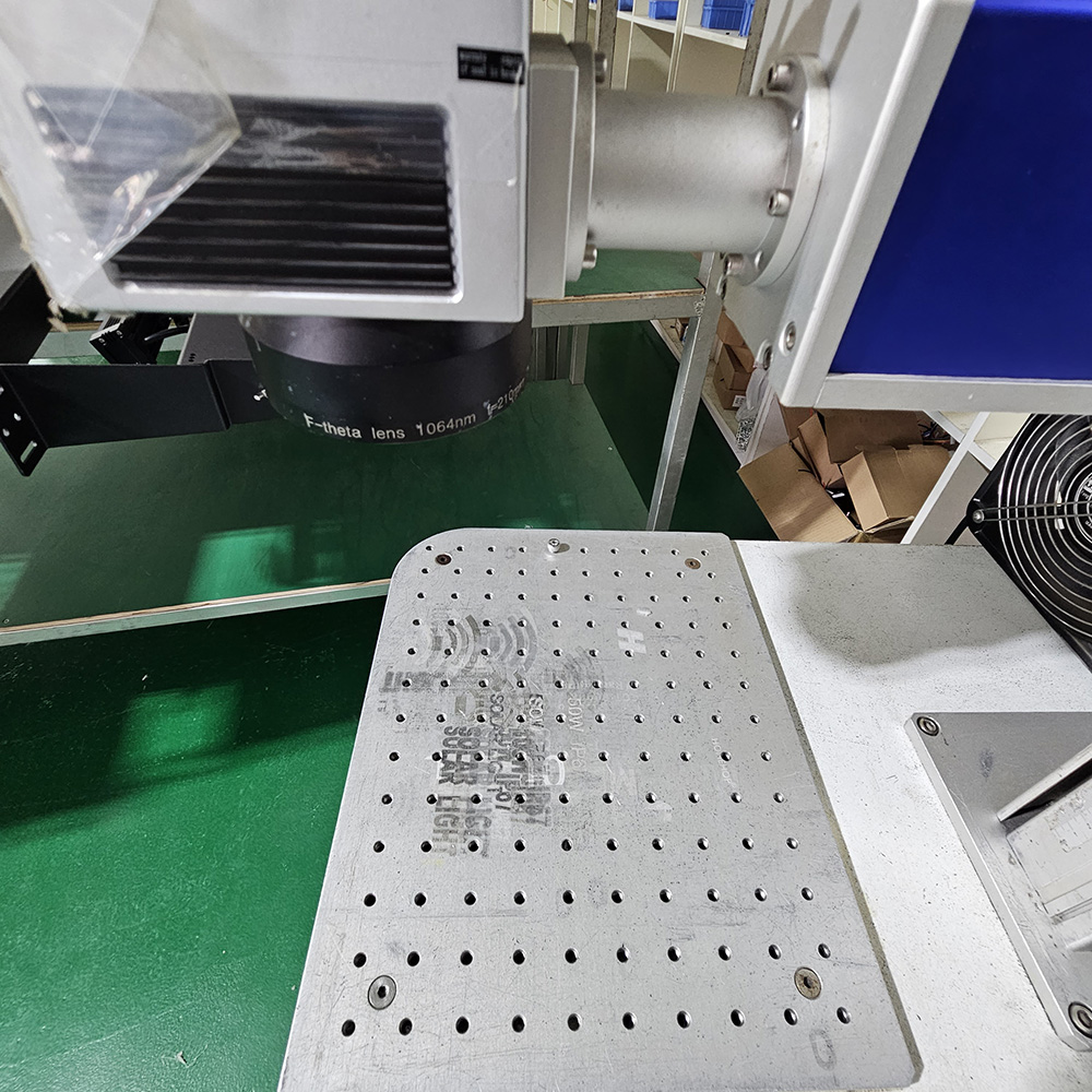 Custom Logo machine