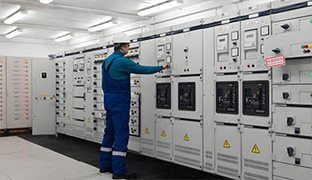 Power Control Cabinets & Distribution Systems