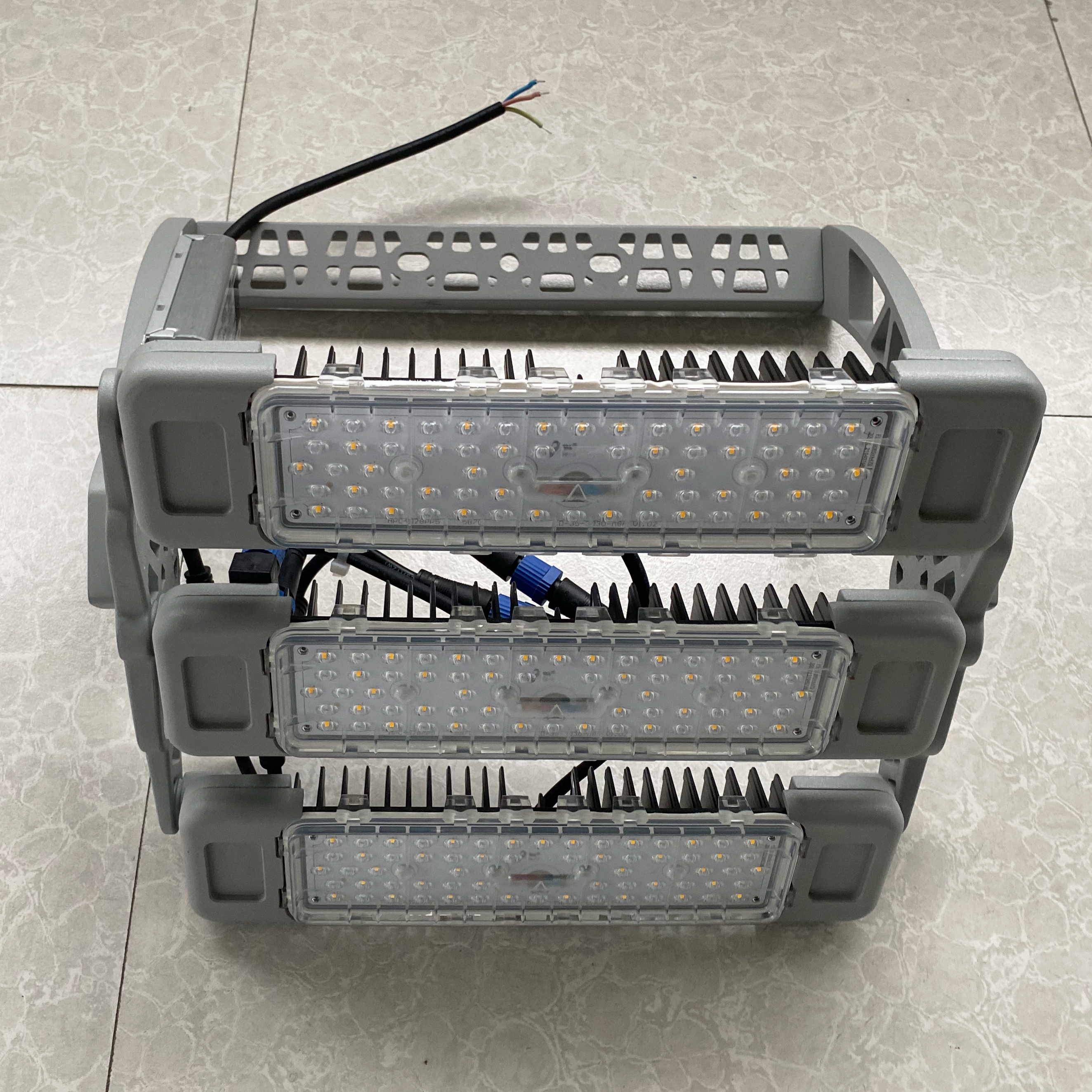 200W-500W LED Stadium Flood Light IP65 Waterproof Aluminum Alloy Housing AC Sports Field Tunnel Outdoor Lighting CRI 80 Remote