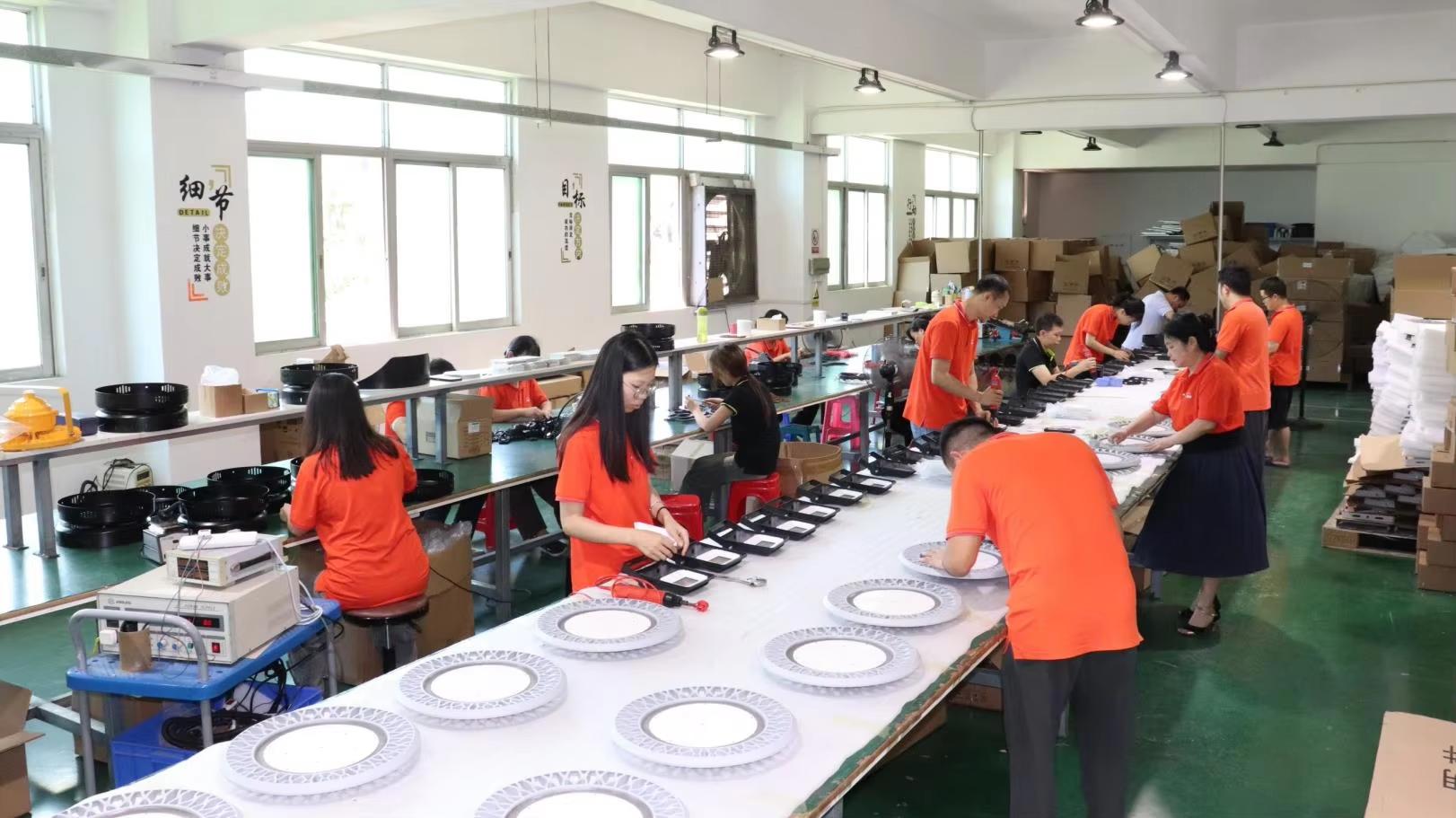 Overall final assembly of LED luminaires at Lijah Light factory