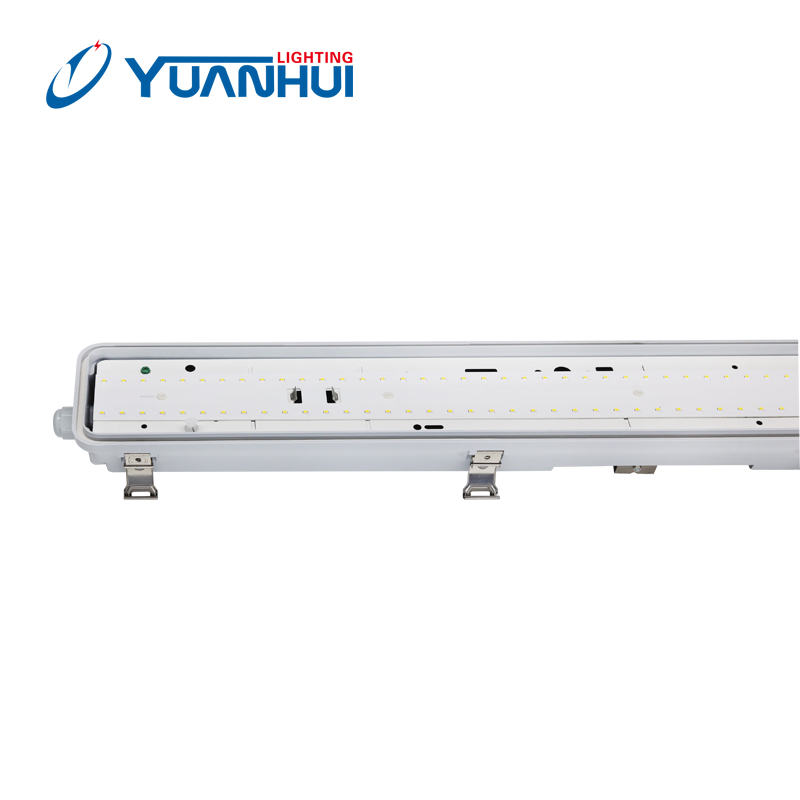 IP66 Waterproof 8FT LED Light Vapor Tight Triproof Luminaire With Dlc NSF