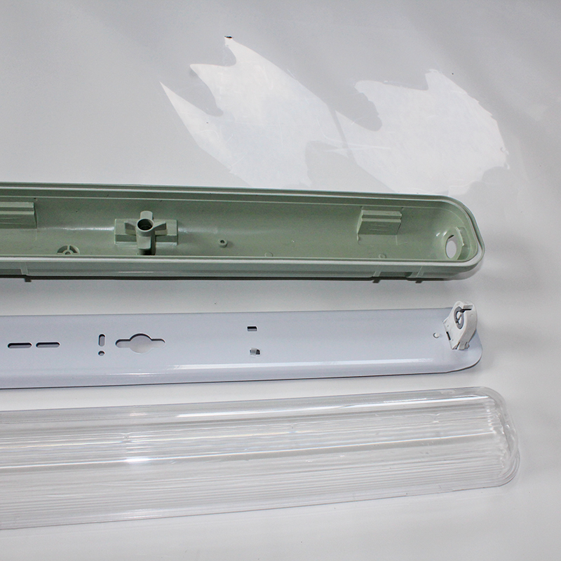 China Factory Commercial Waterproof Linear Vapor Tight Lighting T8 One Tube Tri-Proof LED Light