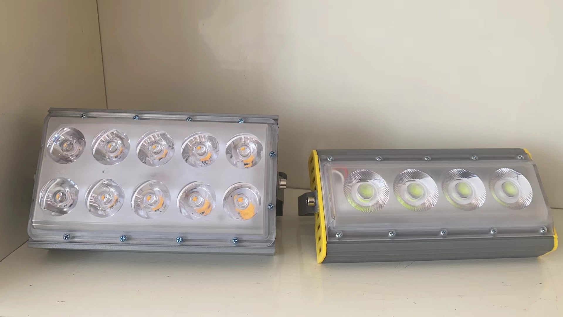 30 Watt LED Flood Light Waterproof IP66 Brightest for Garden Park Outdoor Landscape Indoor Use IP65 Rated