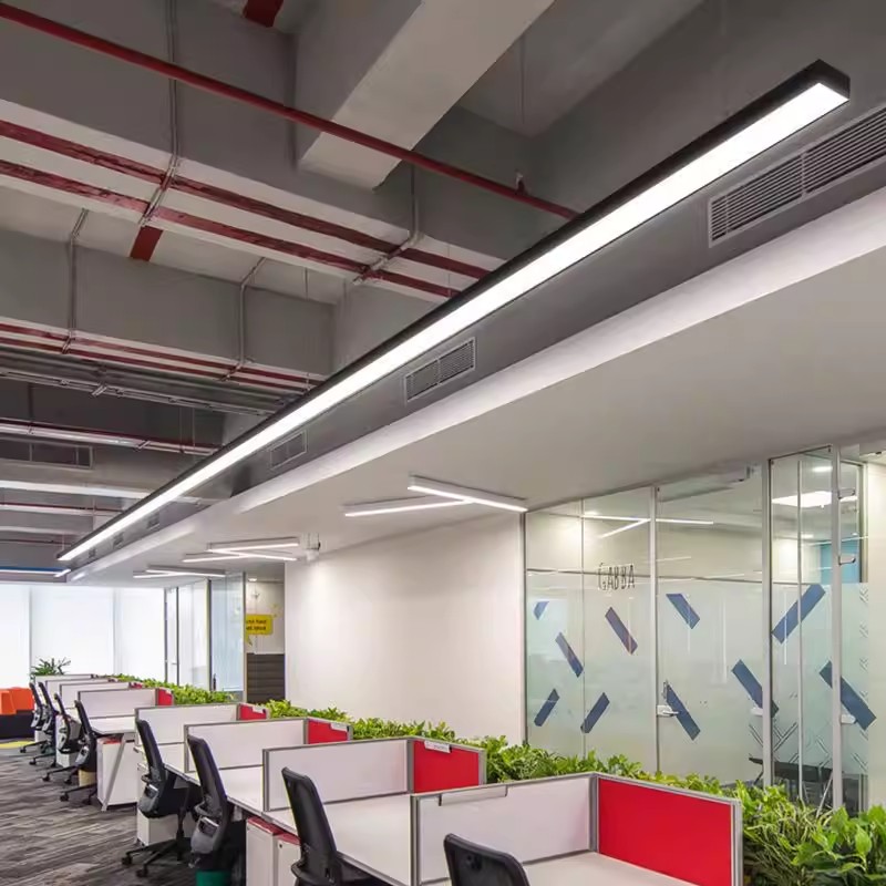 Seamless Splicing Aluminum LED Office Pendant Strip Light Industrial Style Super Bright IP44 6000K 3-Year Warranty Ra90 Lighting