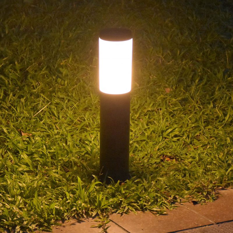 Stainless Steel LED Solar Lamp Post Top Column IP44 Rating 360 Beam Angle Daylight Alert (6000K) for Garden Landscape Lighting